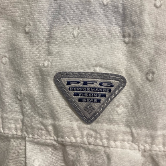 Columbia CFG Womans button up shirt - Picture 5 of 7